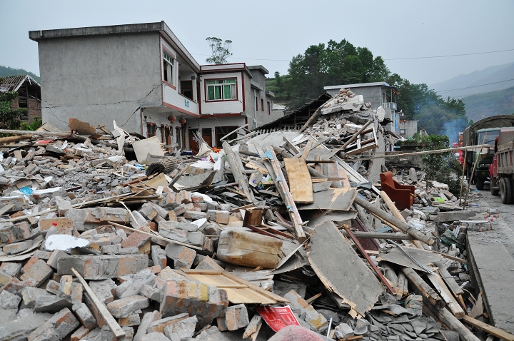 20雅安芦山地震纪实