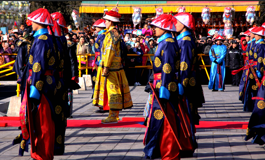 皇帝驾到(地坛庙会仿清祭地表演)