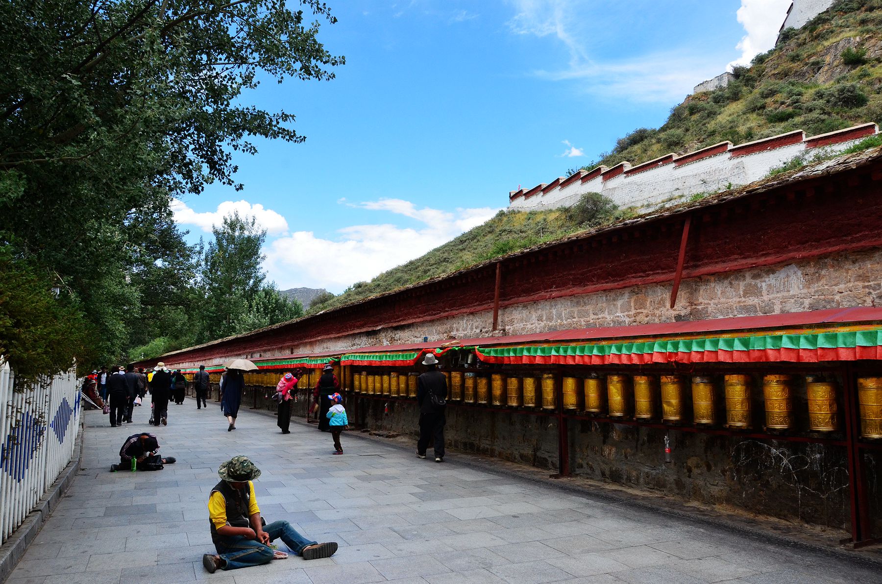 【西藏行】布达拉宫的转经筒 - 天府摄影 - 天府社区