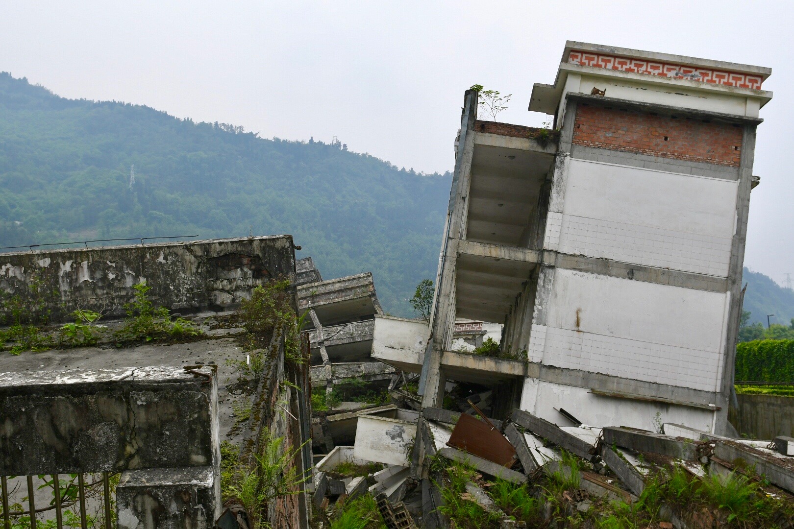 【512汶川地震十週年祭】向地震遇難者默哀!