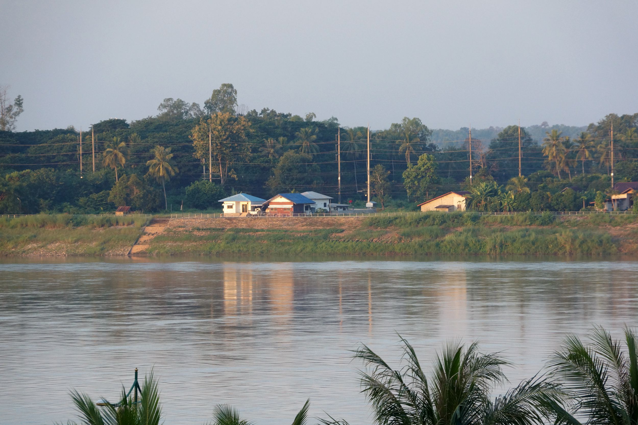 【大千世界】湄公河边看泰国
