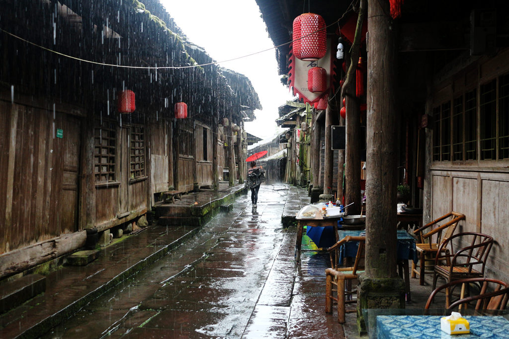 雅安雨图片