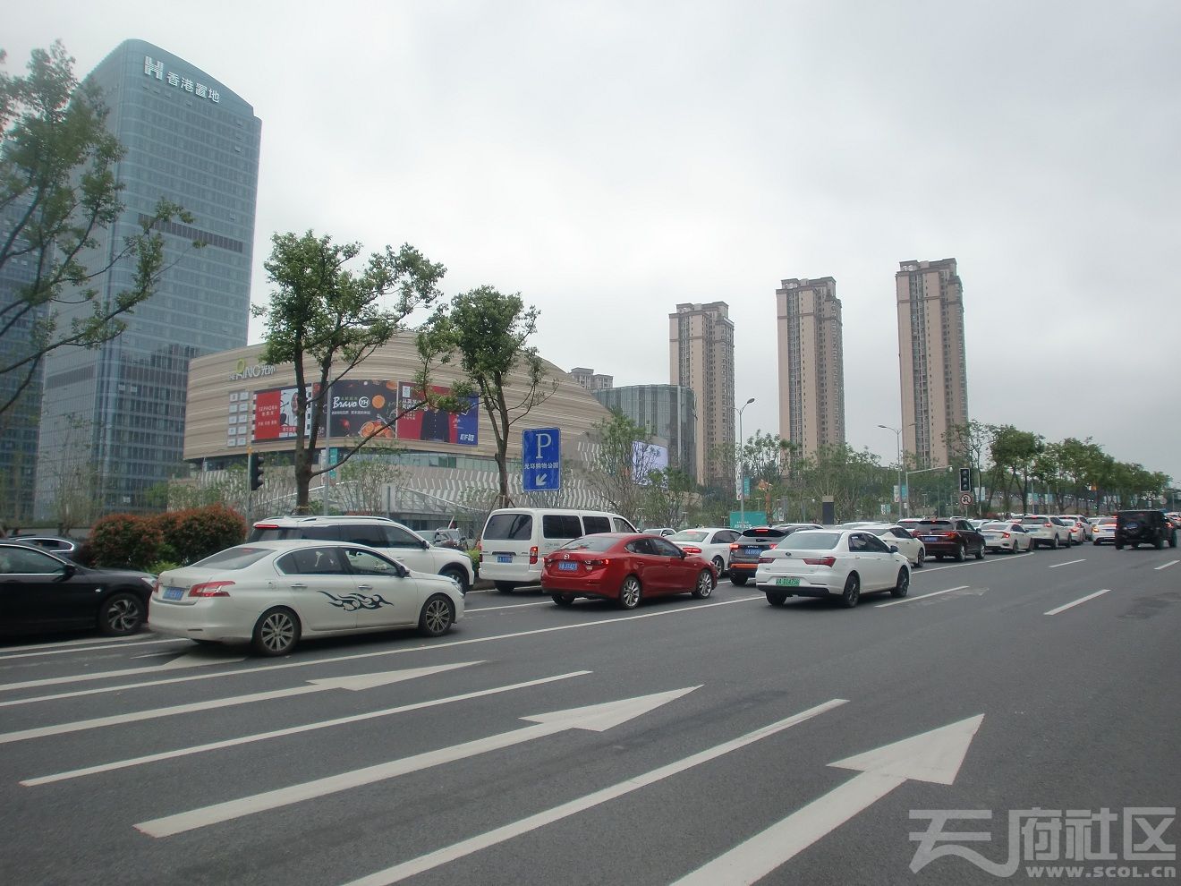 重庆光环购物公园停车图片