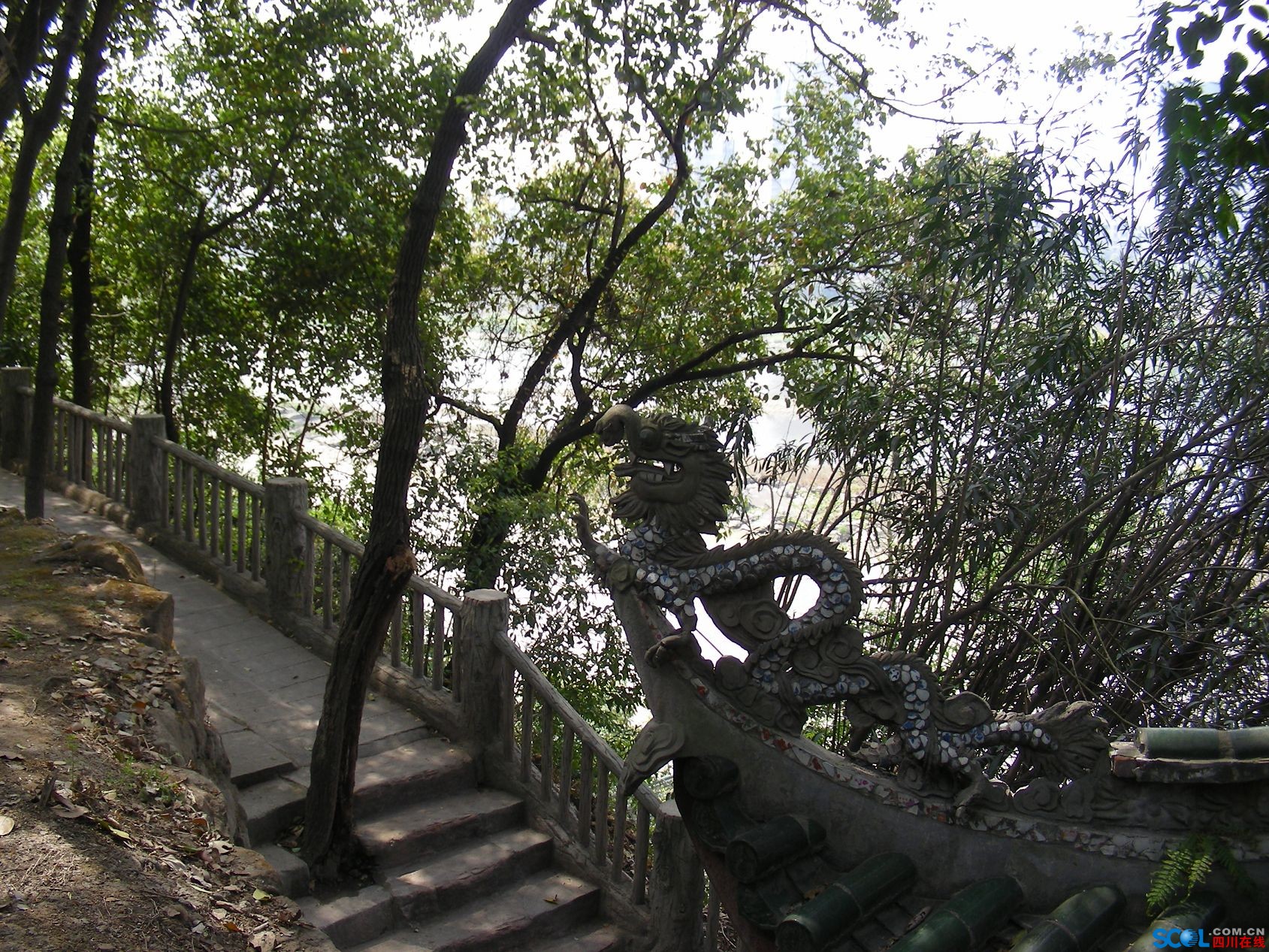 【原创】绵阳城区中心涪江岸边寺庙园林风景—碧水寺